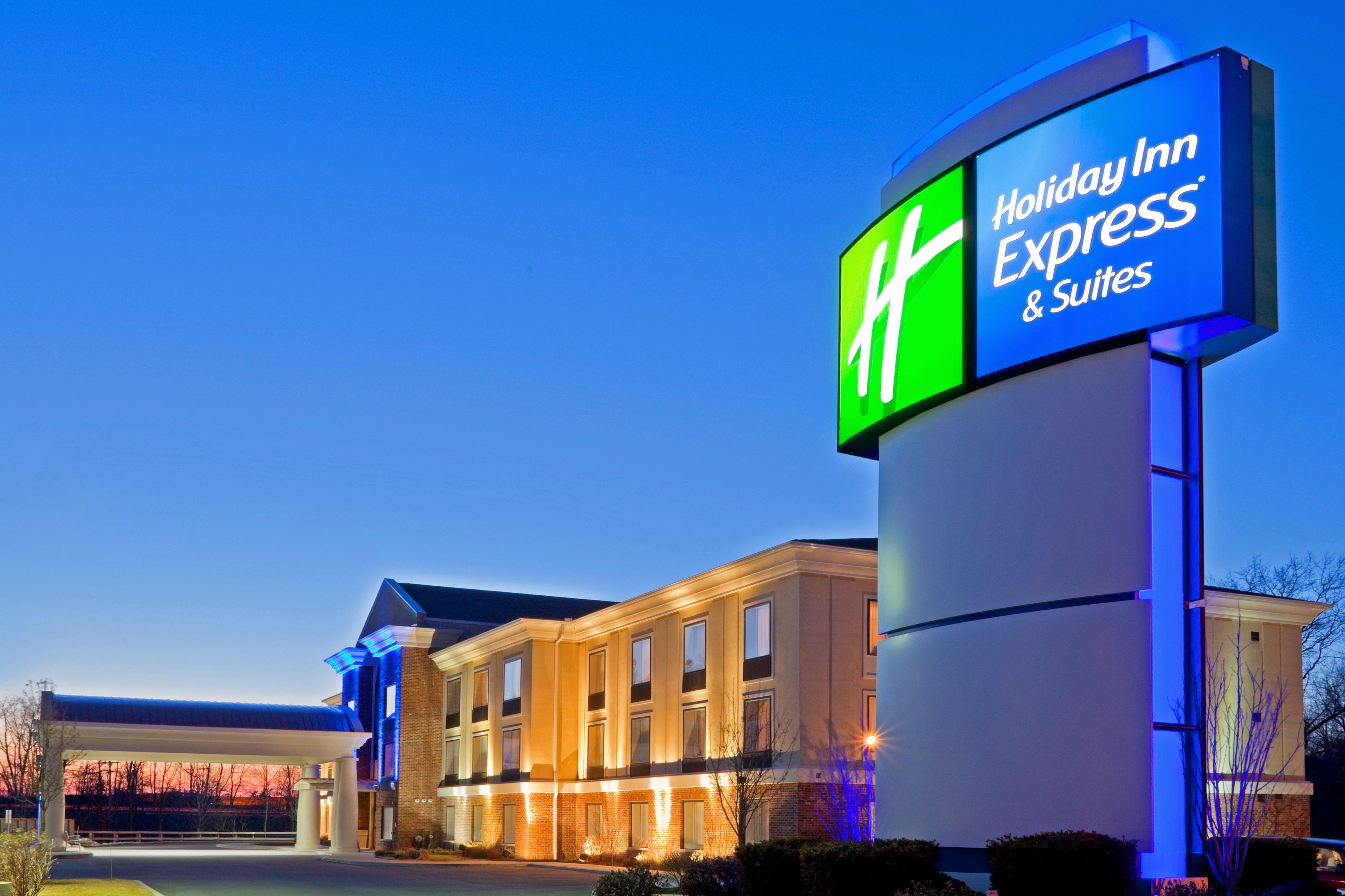Holiday Inn Express Hotel & Suites Clifton Park By Ihg Exterior foto