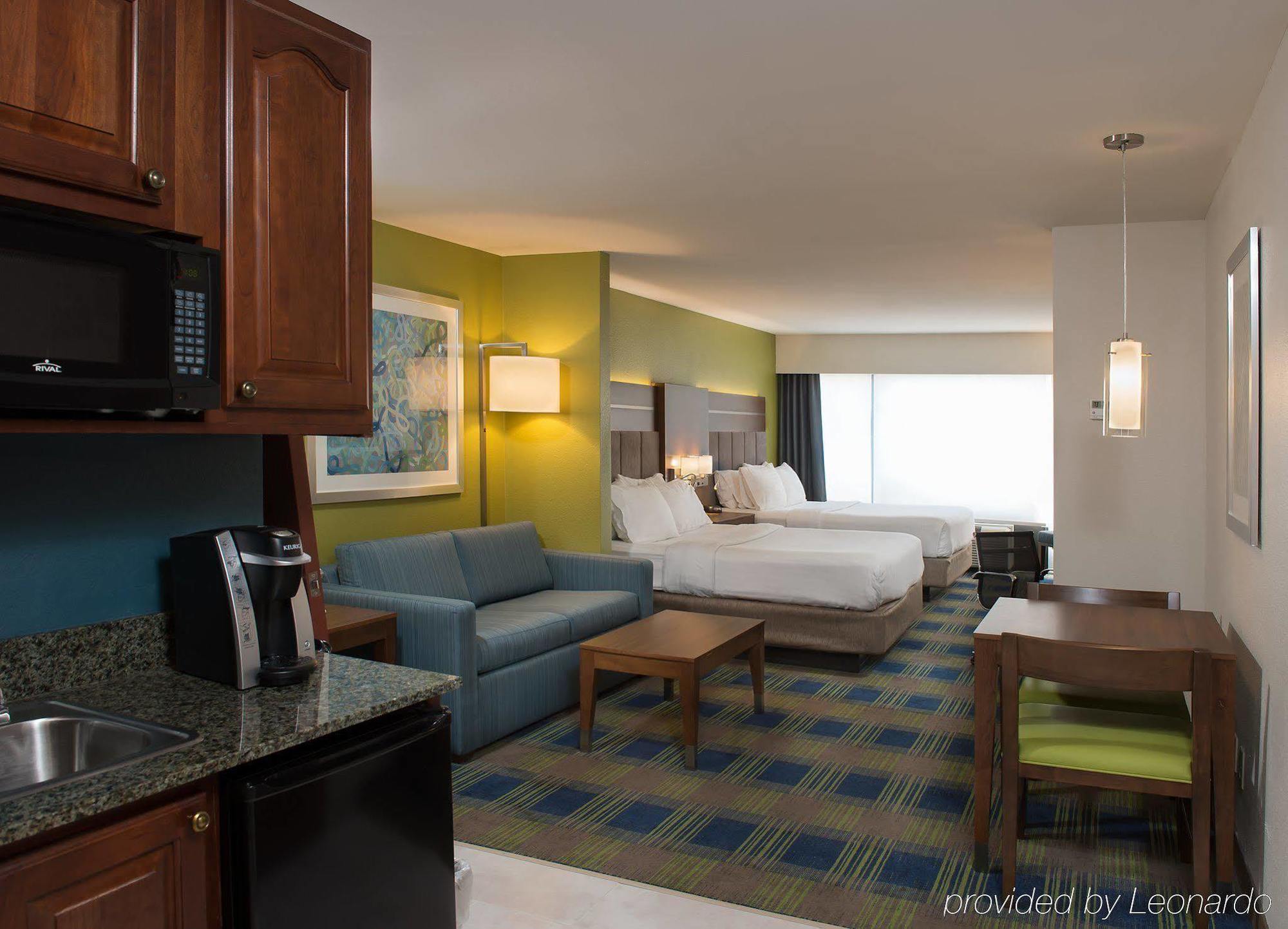 Holiday Inn Express Hotel & Suites Clifton Park By Ihg Exterior foto