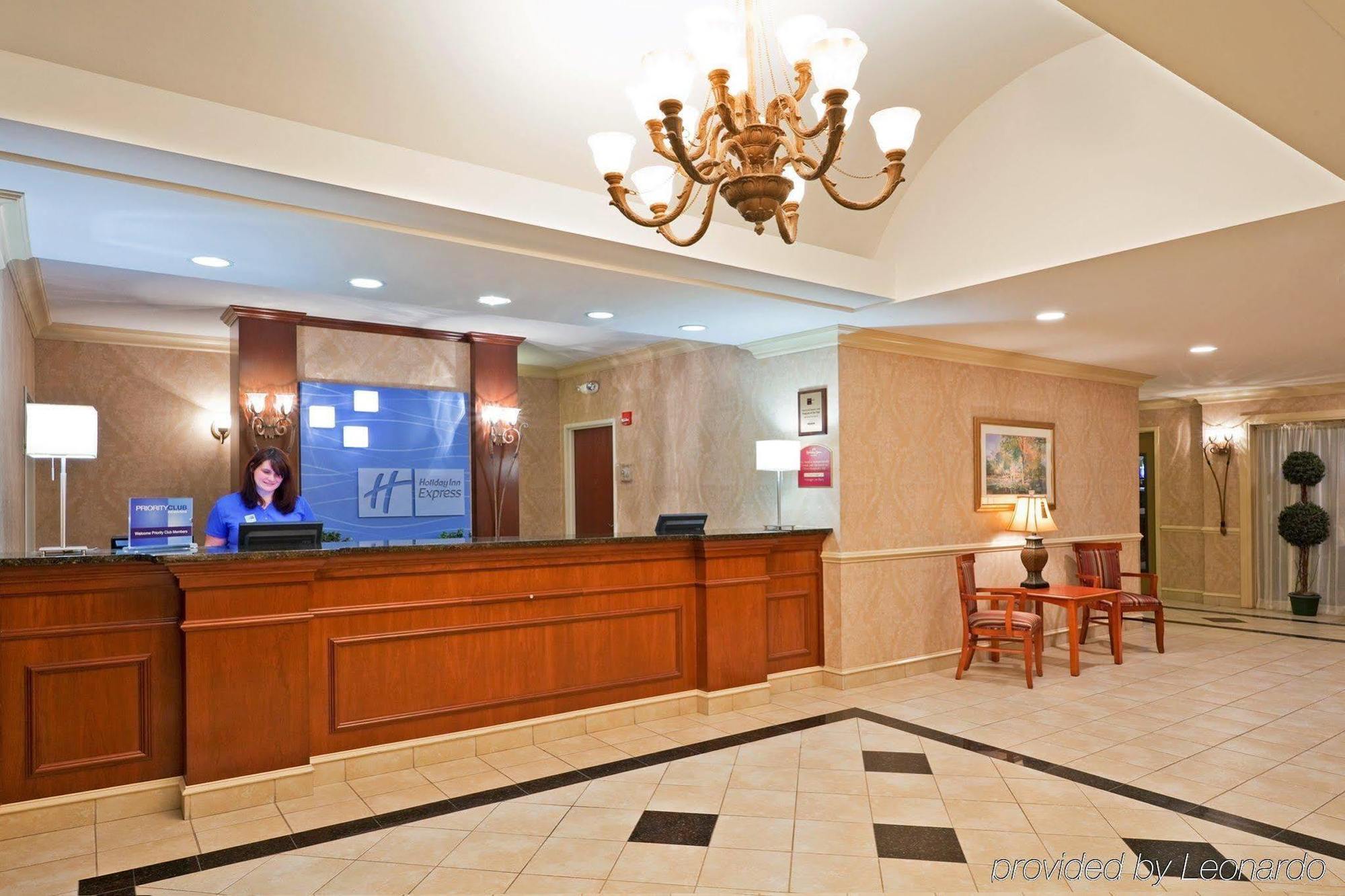 Holiday Inn Express Hotel & Suites Clifton Park By Ihg Exterior foto